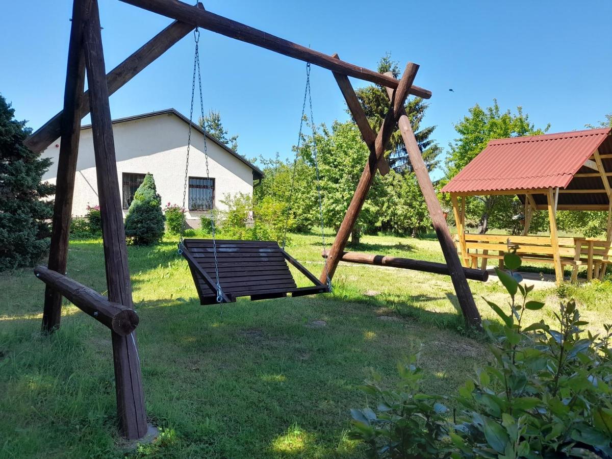 Hotel Viesu Maja "Osmany" Dvarci Exterior foto
